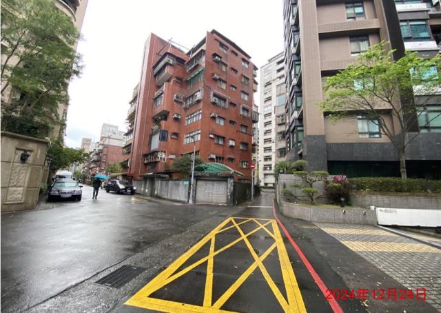台北法拍大樓-6