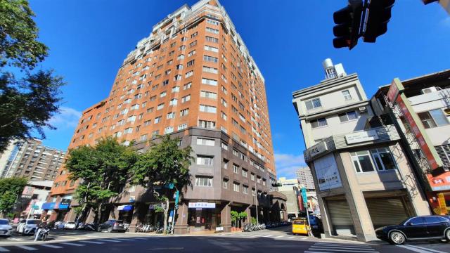 台中南屯法拍大樓-4