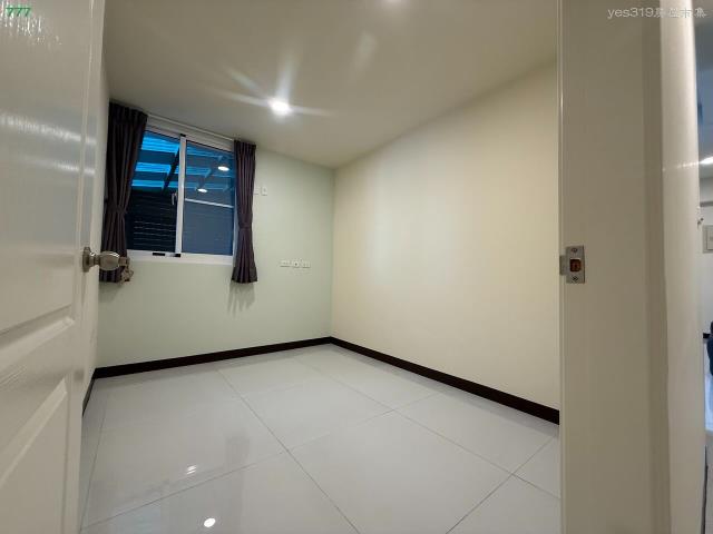 高雄新興區大樓-4