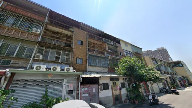 鳳山公寓法拍-6