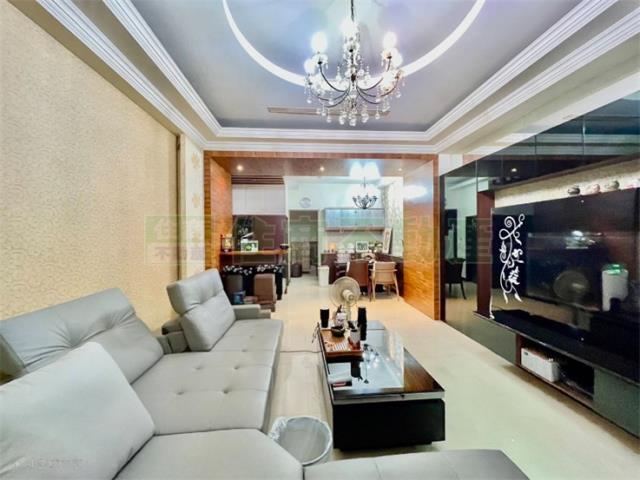 高雄鼓山透天-1