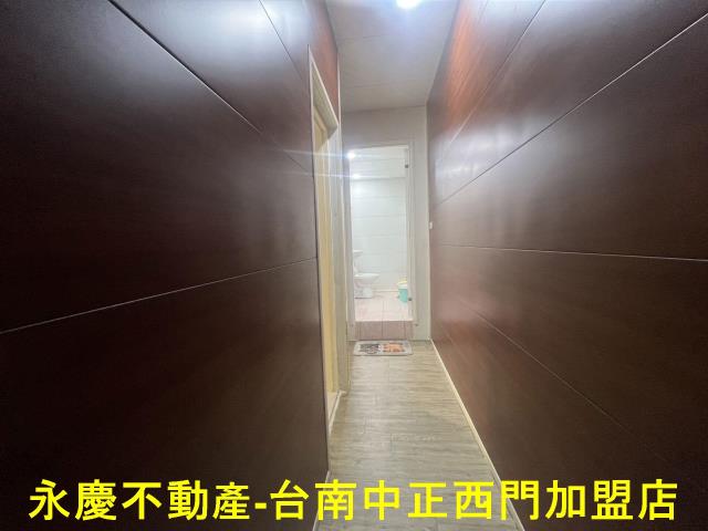 台南東區透天-12