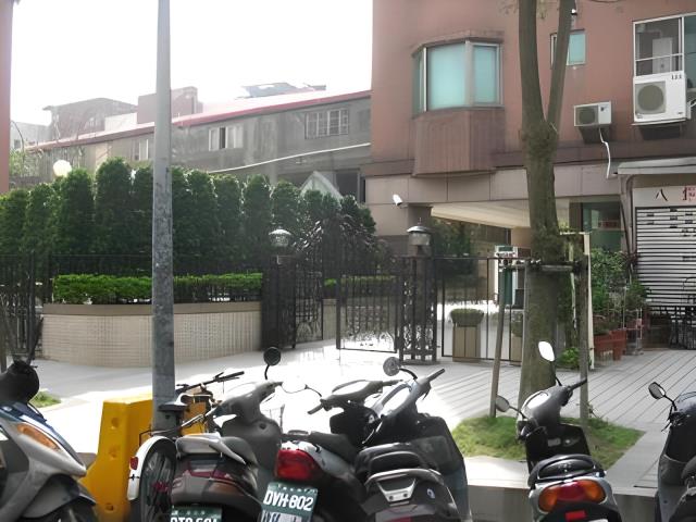 台北拍賣大樓-6