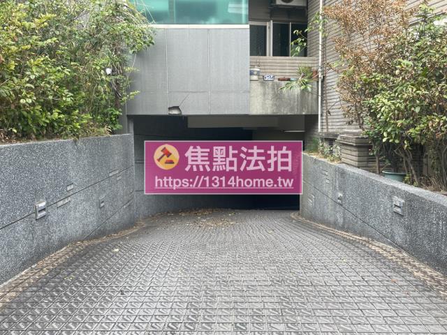 台北法拍大樓-8