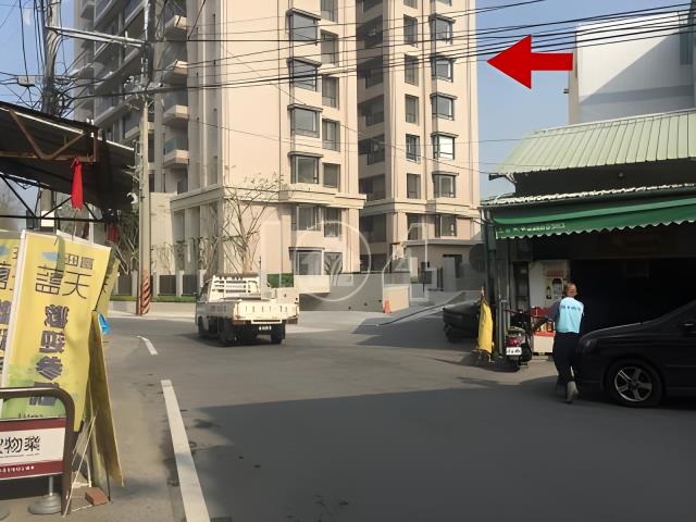 台中烏日大樓法拍-6