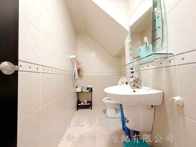 台南永康透天-12