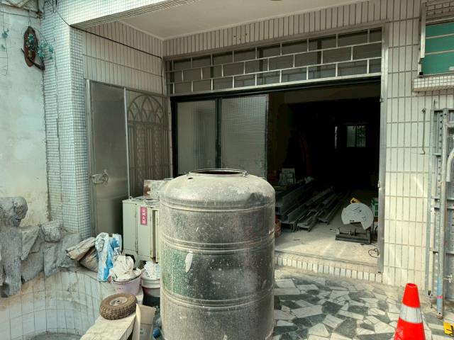 高雄楠梓法拍透天-3