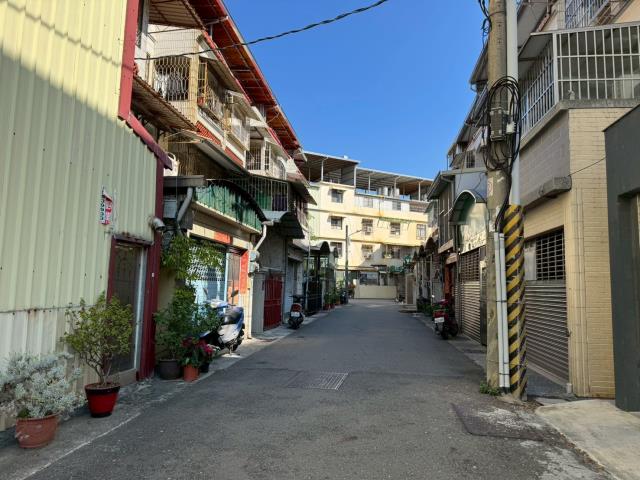 高雄楠梓法拍透天-5