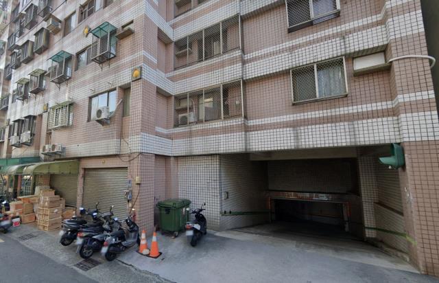 台中北屯拍賣華廈-4