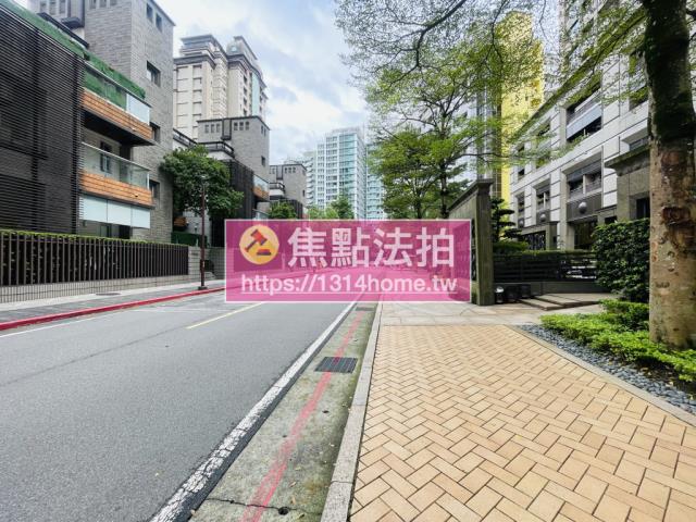 信義區拍賣大樓-11