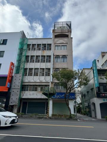 高雄鹽埕法拍透天-9