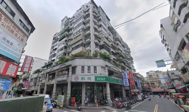 新北板橋華廈法拍-1