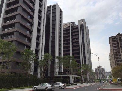 新北拍賣新市鎮兒童公園-8