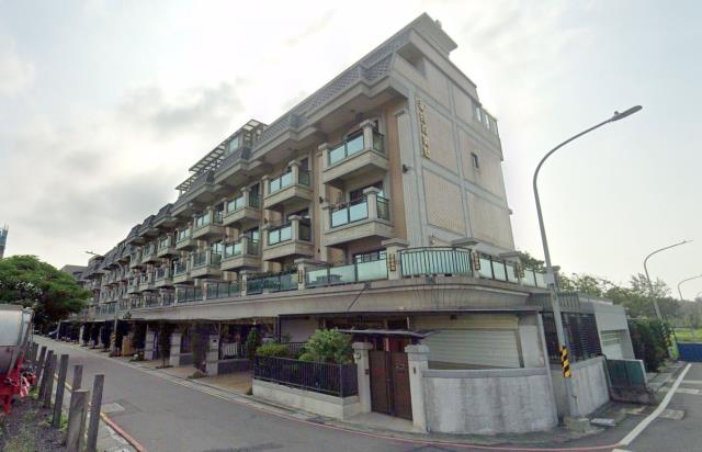 觀音法拍透天-1