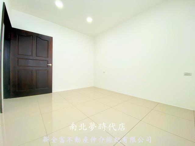 台南南區透天-10