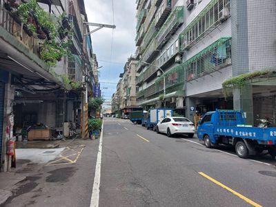 板橋拍賣大樓-4