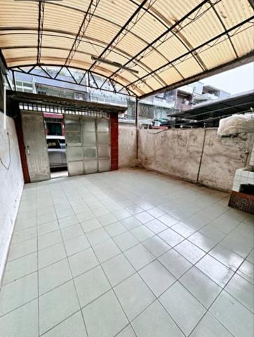 中壢龍岡圓環活巷透天