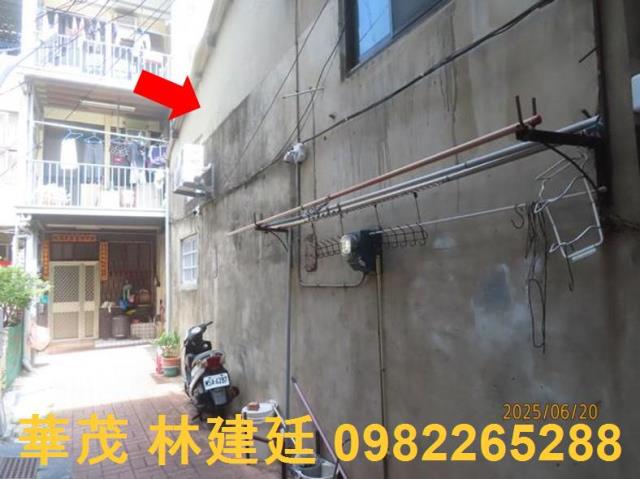 台南拍賣透天-2