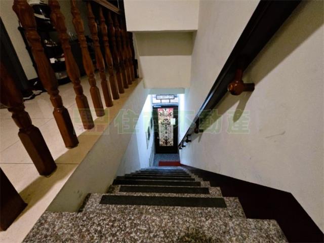 高雄苓雅透天-4