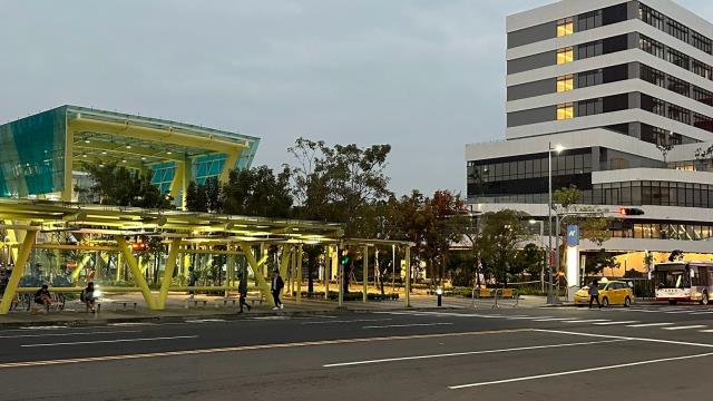 高雄岡山大樓法拍-8