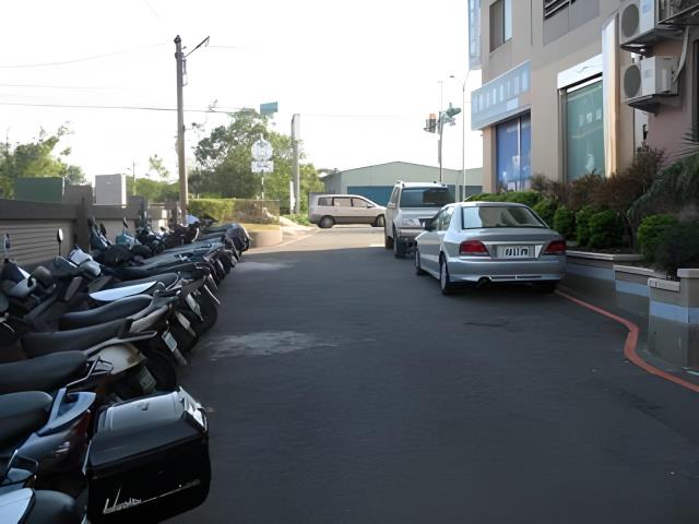 桃園平鎮法拍大樓-5