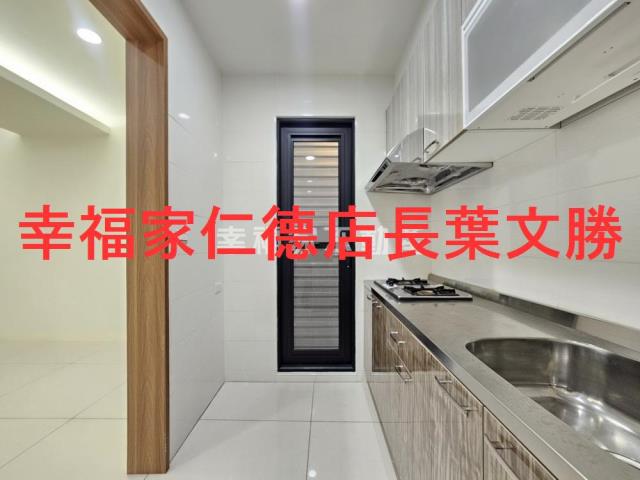 台南東區透天-12