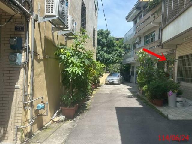 台中清水法拍透天-2