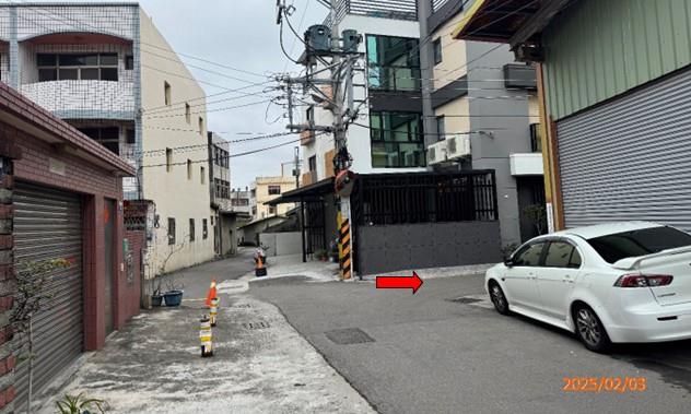 台中大甲法拍透天-5