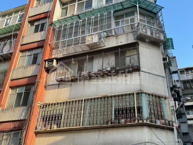 松山法拍公寓-1