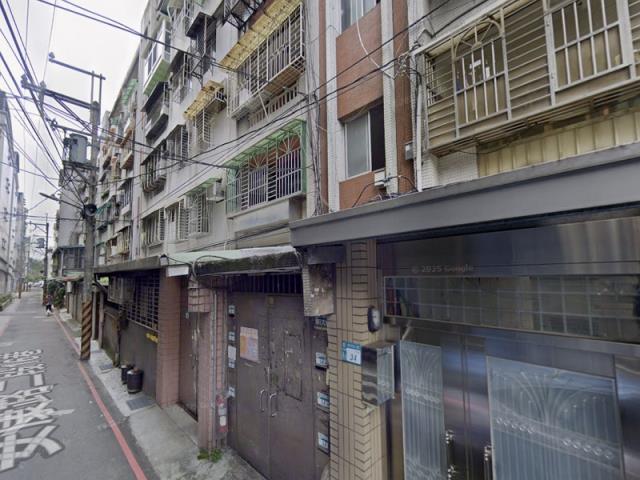 新北新店拍賣公寓-2