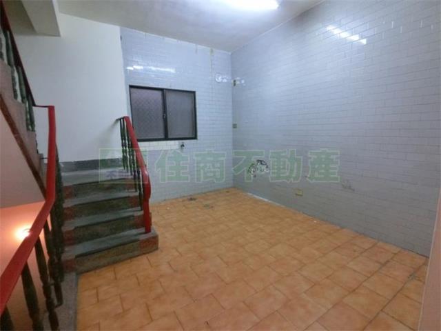 高雄三民區透天-12