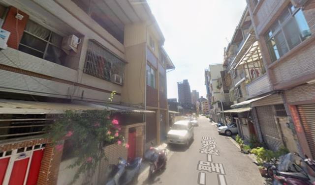 高雄苓雅法拍透天-6