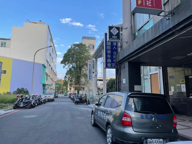 台南拍賣大樓-5