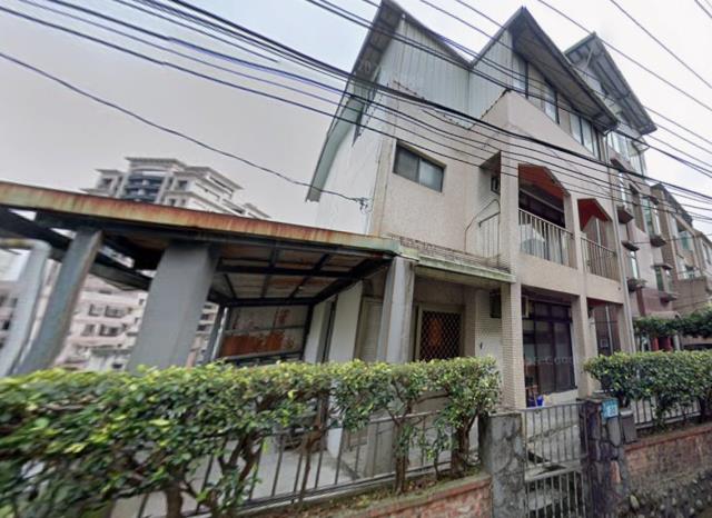 新北汐止法拍透天-2