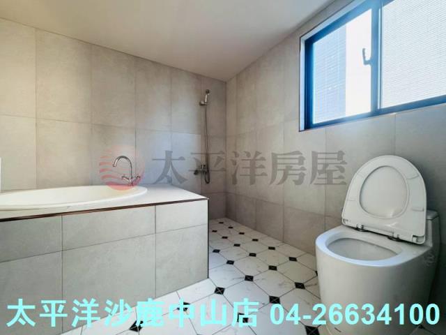 台中沙鹿透天-8