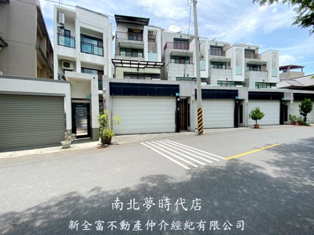 台南安定透天-1