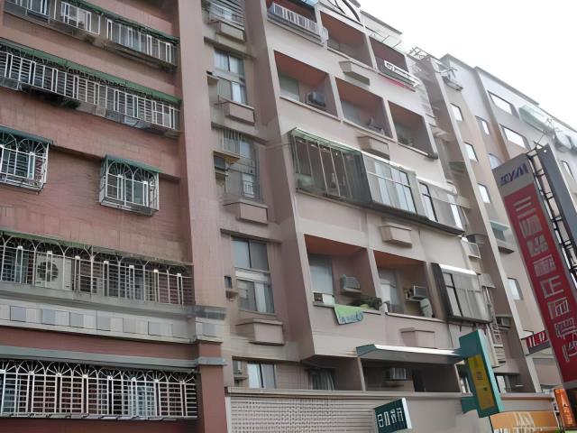 桃園法拍店面-3