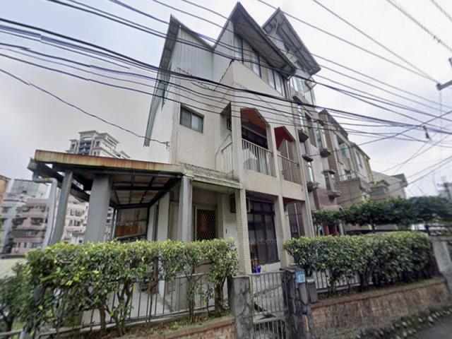 新北汐止透天法拍-1