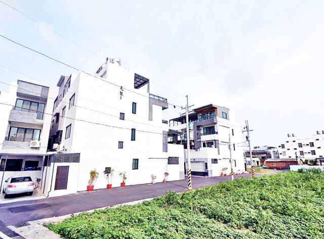 西港區劉厝朝南車墅