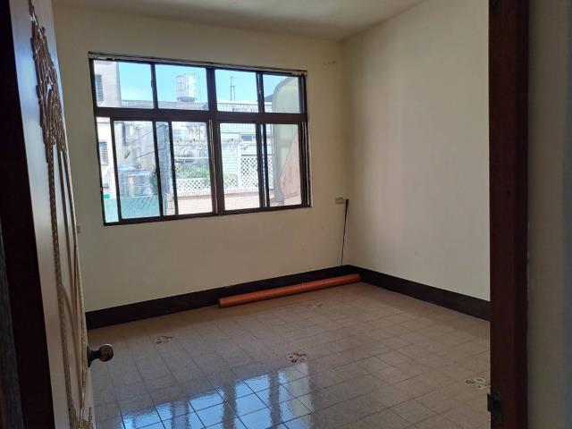 中壢市區活巷老屋透天