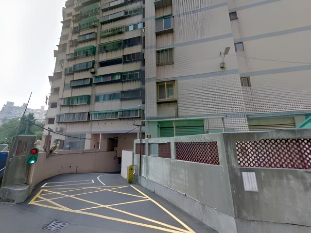 新北三芝法拍大樓-6