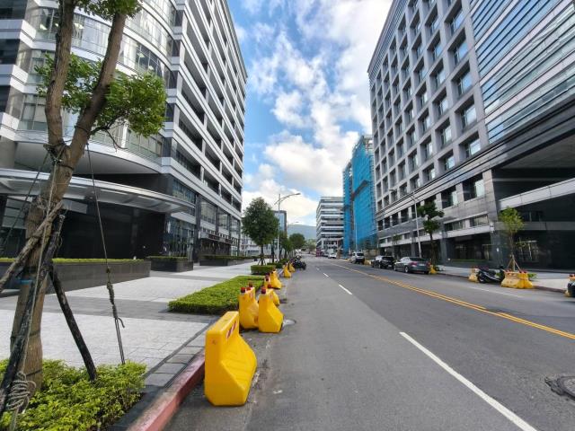 台北南港廠房-2