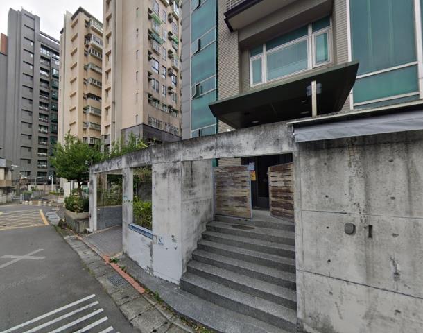 台北士林法拍大樓-3