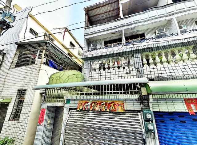 歸仁法拍透天-3