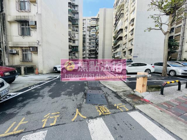 台北萬華法拍大樓-10