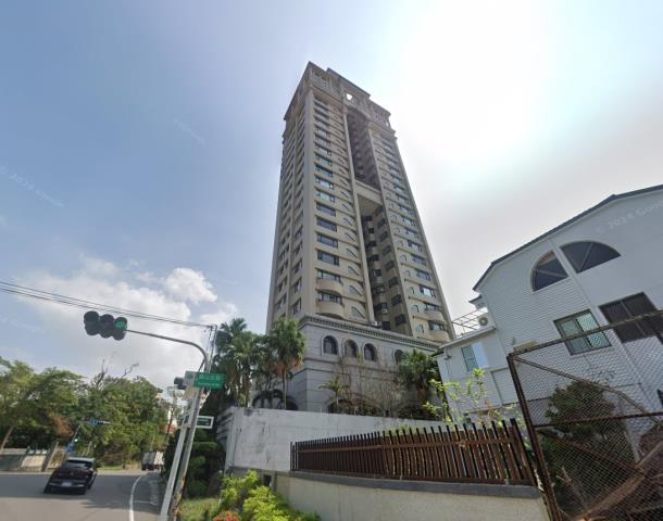 高雄鳥松拍賣大樓-4