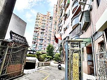 新竹陽明采邑三房車位