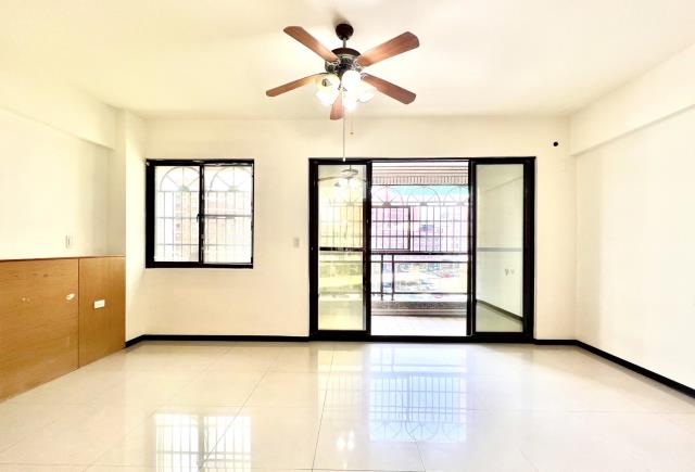 高雄小港透天-11