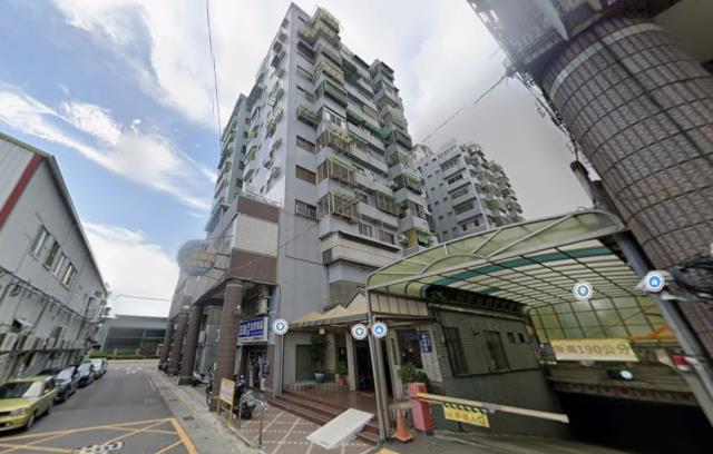 高雄岡山法拍大樓-5