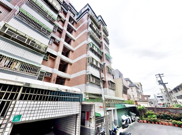 台南法拍華廈-4